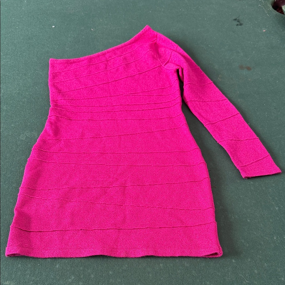 WOW Couture‎ Pink One-Shoulder Midi Dress.  CAJA. # 1 B